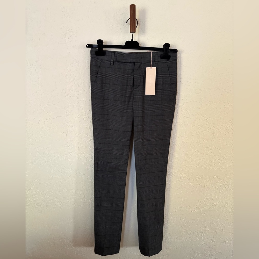 Strenesse Woman’s Gray Suit Pants